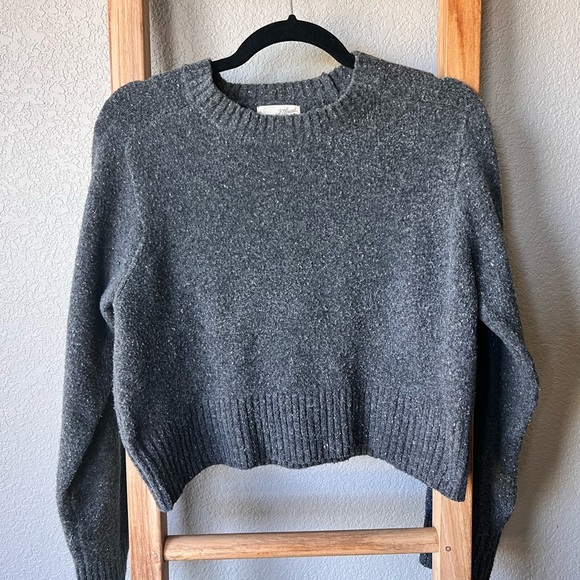 Universal Thread Sweater Bundle  Charcoal & Green Crewneck Cropped Sweaters - Picture 1 of 8
